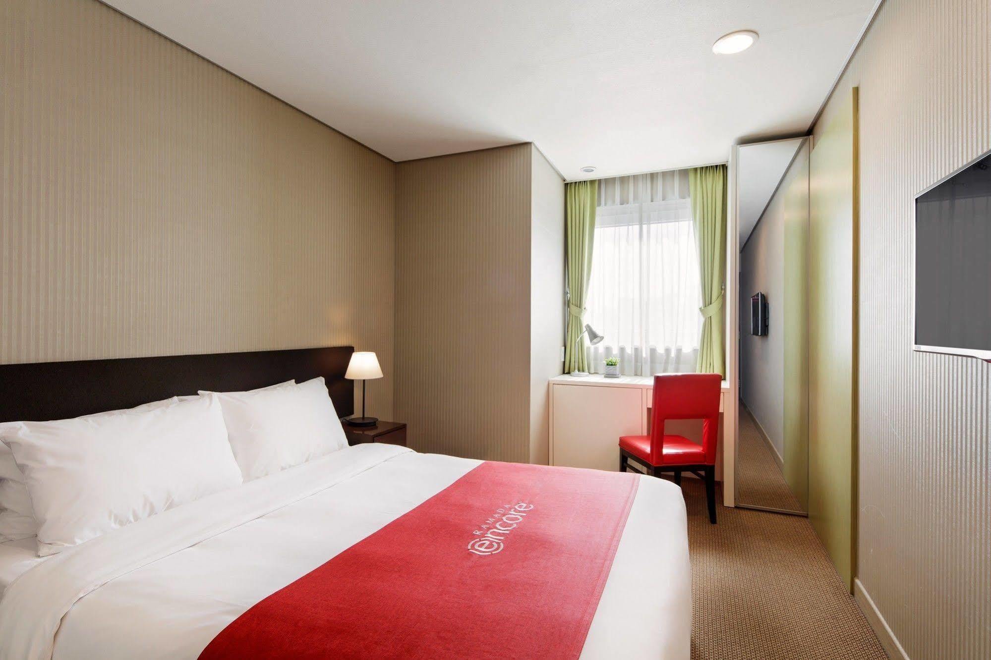 Ramada Encore By Wyndham Seoul Dongdaemun Bagian luar foto