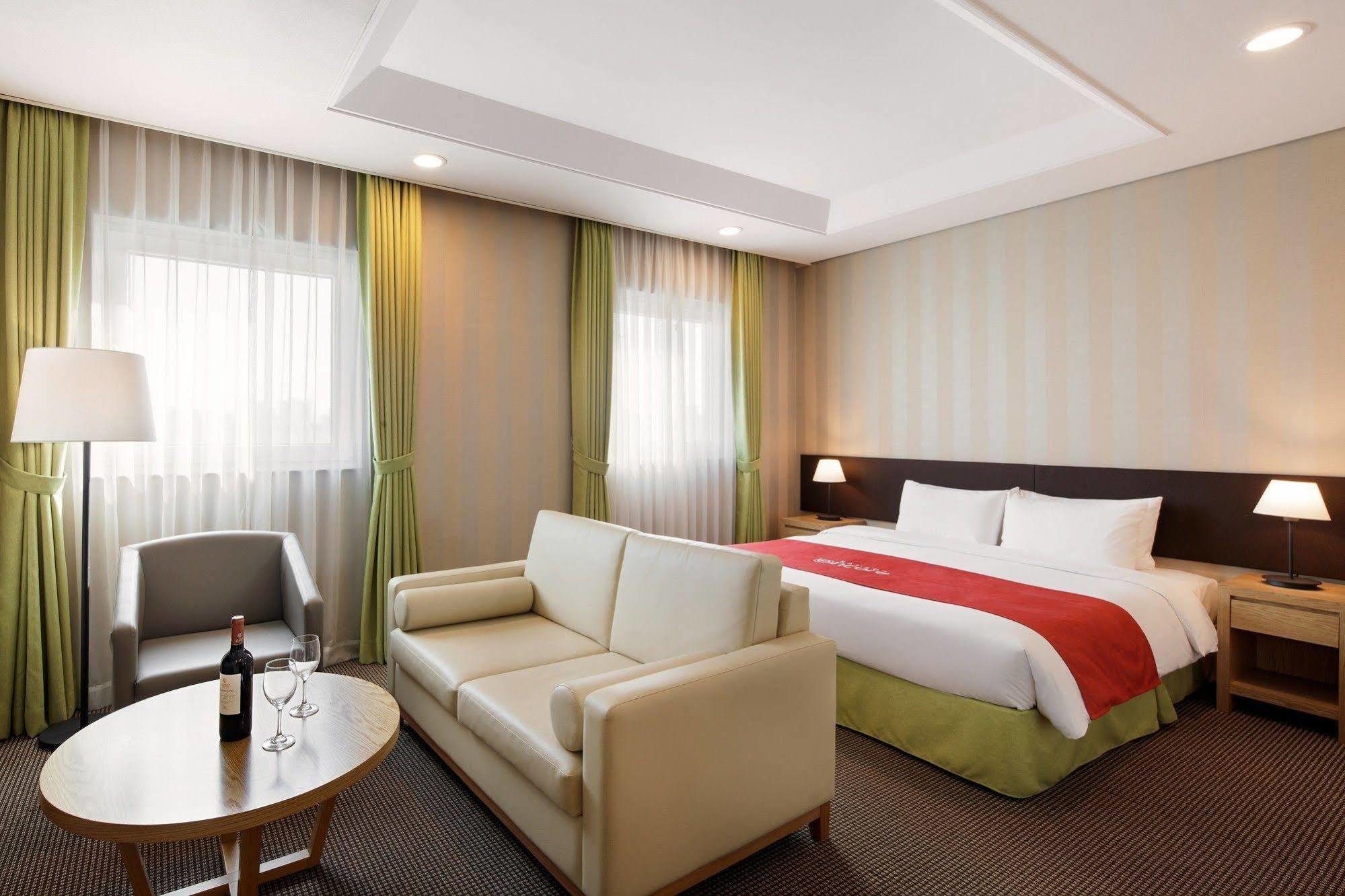 Ramada Encore By Wyndham Seoul Dongdaemun Bagian luar foto